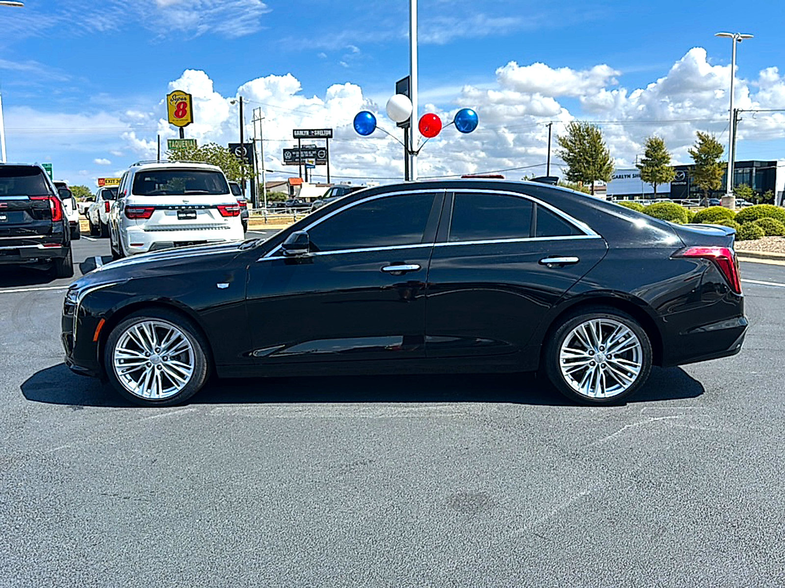 Used 2022 Cadillac CT4 Premium Luxury w/ Climate Package AWD/4WD image 5