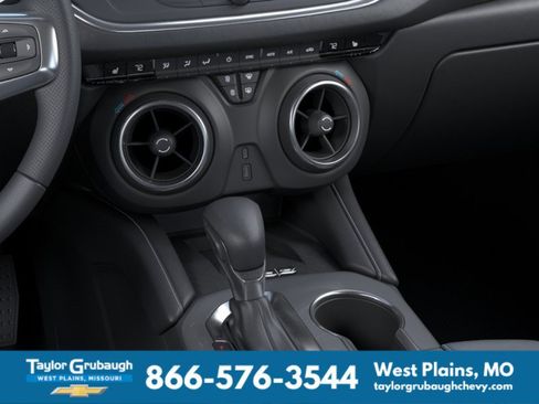 New 2026 Chevrolet Blazer LT w/ Convenience Package FWD image 23