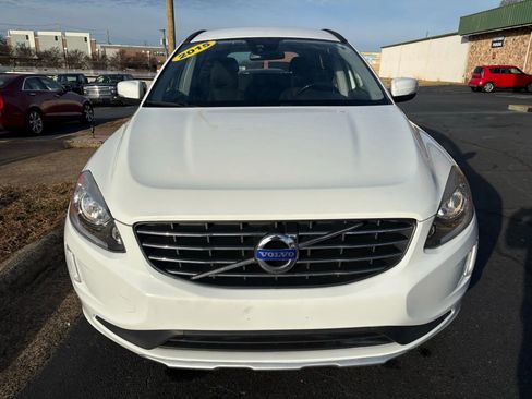 Used 2015 Volvo XC60 T5 image 2