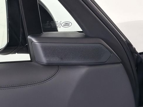 New 2026 Land Rover Range Rover SE image 22