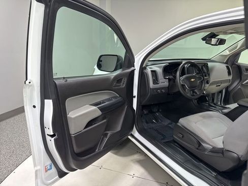 Used 2016 Chevrolet Colorado W/T w/ WT Convenience Package AWD/4WD image 5