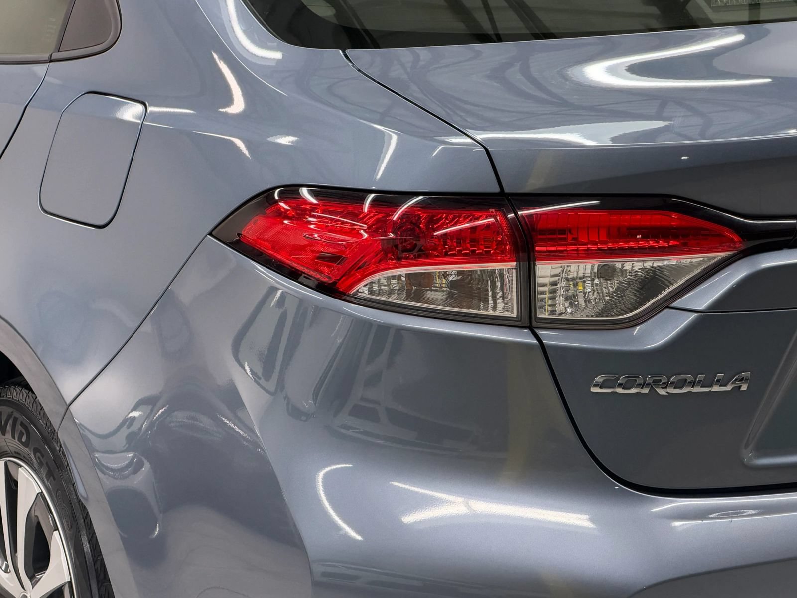 Used 2022 Toyota Corolla LE FWD image 12