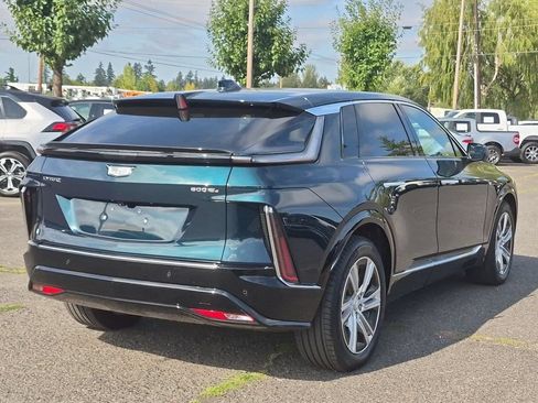 Used 2024 Cadillac Lyriq Tech AWD/4WD image 5