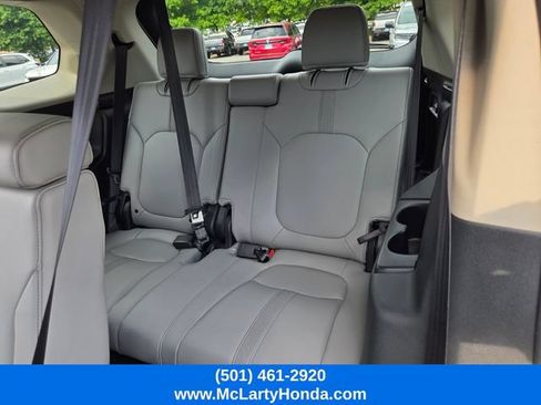 Certified 2025 Honda Pilot Touring image 16