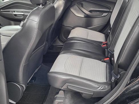 Used 2018 Ford Escape SE w/ SE Sport Appearance Package AWD/4WD image 10