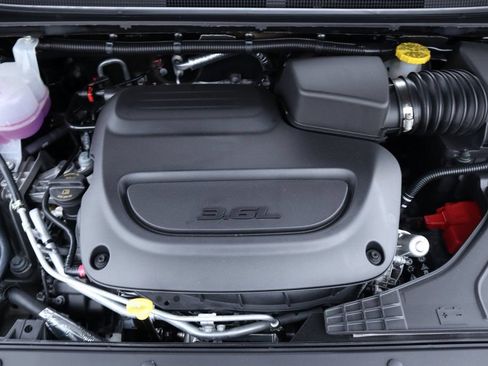 New 2026 Chrysler Pacifica Select FWD image 20