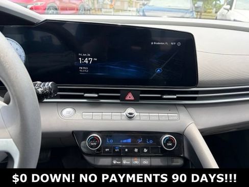 Used 2024 Hyundai Elantra SEL FWD image 22