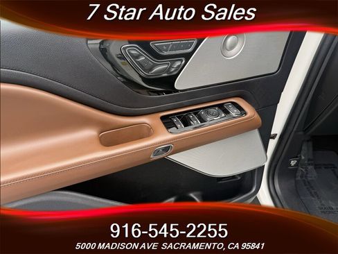 Used 2021 Lincoln Aviator Reserve w/ Equipment Group 208A RWD image 7