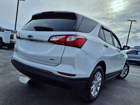 Used 2020 Chevrolet Equinox LS w/ LS Convenience Package image 33