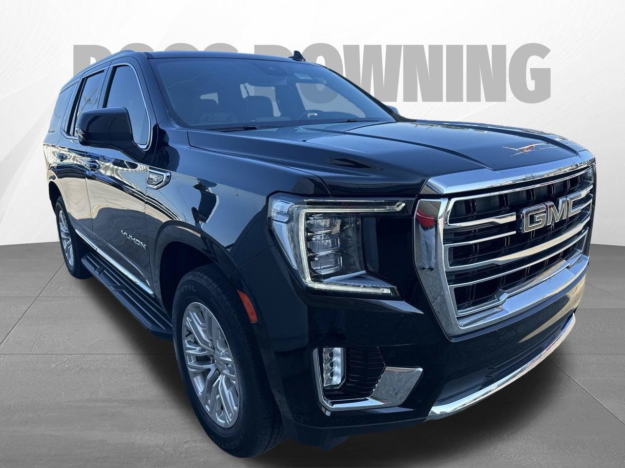 Used 2024 GMC Yukon SLT w/ SLT Premium Package RWD image 3