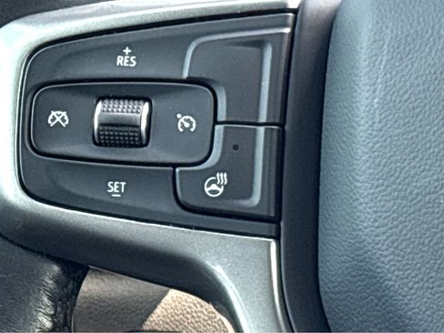 Used 2021 Chevrolet Silverado 1500 LT Trail Boss w/ Convenience Package II AWD/4WD image 13