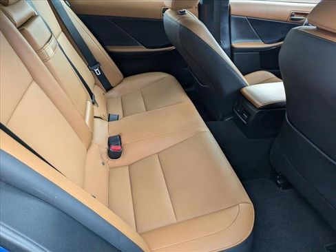 Certified 2023 Lexus IS 300 w/ Comfort Package image 18