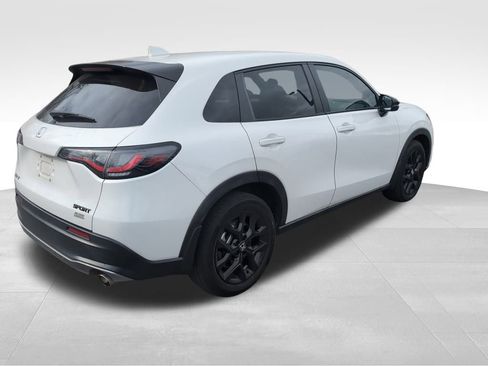 Used 2023 Honda HR-V Sport image 7
