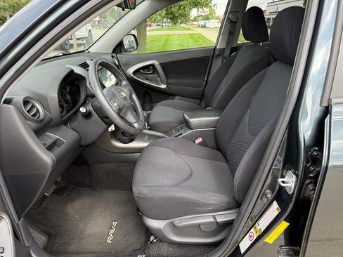 Used 2009 Toyota RAV4 Sport w/ Sport Extra Value Pkg FWD image 9