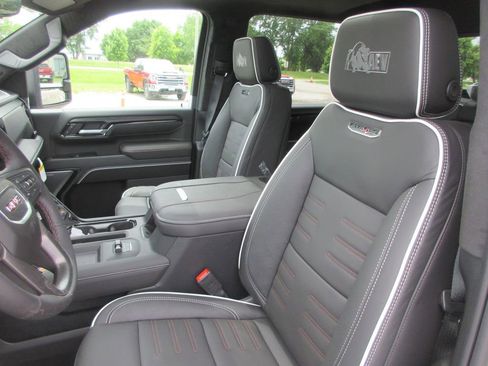 New 2026 GMC Sierra 2500 AT4X w/ AT4X AEV Edition AWD/4WD image 12