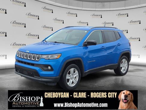 Used 2022 Jeep Compass Latitude w/ Convenience Group image 1