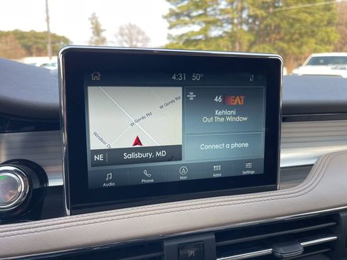 Used 2022 Lincoln Corsair AWD w/ Premium Package image 10