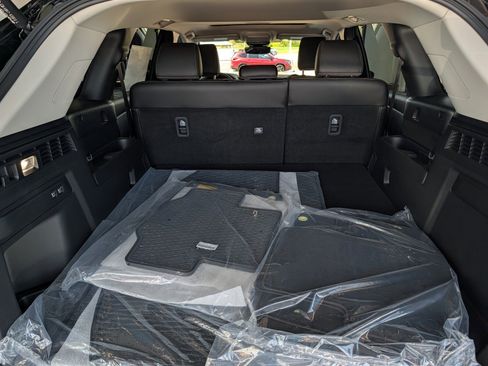 New 2026 MAZDA CX-70 3.3 Turbo w/ Preferred Package AWD/4WD image 16