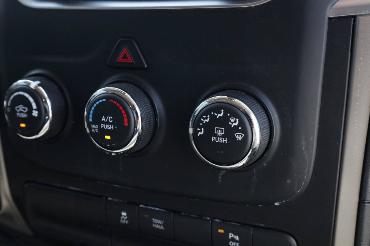 Used 2020 RAM 1500 Classic Warlock AWD/4WD image 25