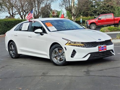 Used 2021 Kia K5 LXS image 2