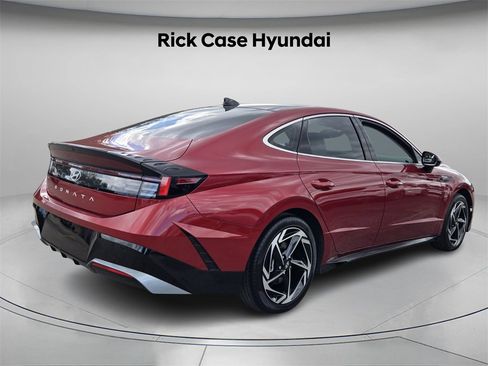 Certified 2024 Hyundai Sonata SEL w/ Convenience Package image 8