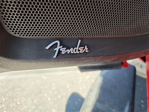 Used 2024 Nissan Titan PRO-4X w/ Pro-4x Convenience Package image 16