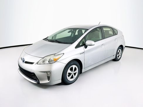 Used 2012 Toyota Prius Two FWD image 3