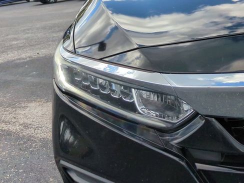 Used 2018 Honda Accord LX image 10