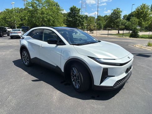 New 2026 Toyota C-HR AWD/4WD image 8