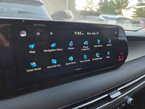 Used 2025 Hyundai Palisade SEL AWD/4WD image 14