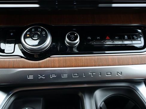 New 2026 Ford Expedition King Ranch image 32