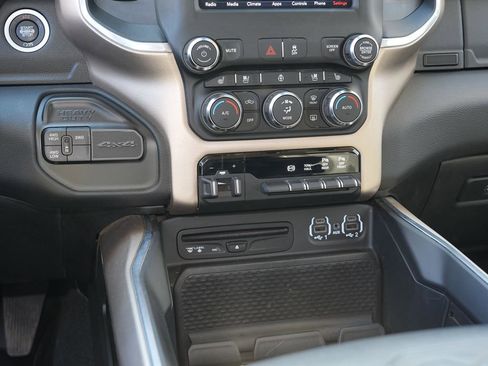Used 2019 RAM 2500 Laramie AWD/4WD image 24
