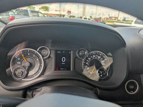 Used 2022 RAM 1500 Tradesman w/ Trailer Tow Group AWD/4WD image 19
