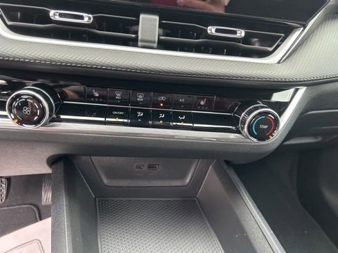 New 2026 Chevrolet Equinox LT image 24