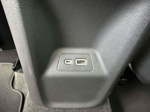 Certified 2023 Buick Envision Essence AWD/4WD image 15