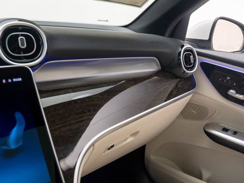 New 2026 Mercedes-Benz GLC 300 GLC 300 image 29