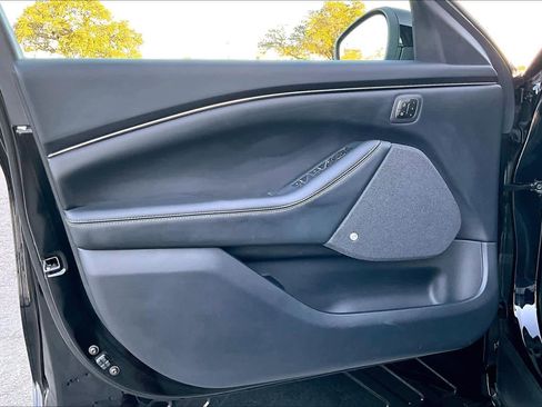 Used 2022 Ford Mustang Mach-E Premium image 21