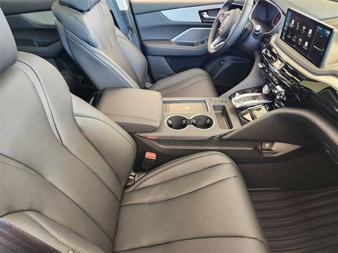New 2026 Acura MDX SH-AWD image 15