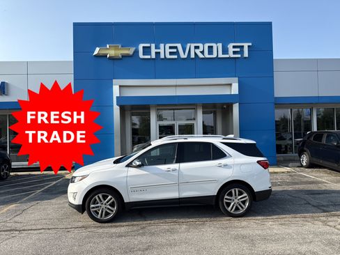 Used 2019 Chevrolet Equinox Premier AWD/4WD image 2