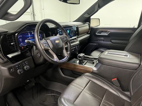 Used 2022 Chevrolet Silverado 1500 High Country image 26