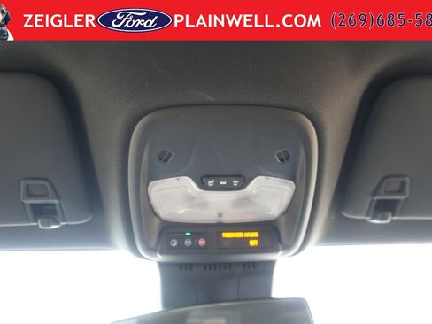Used 2024 Chevrolet Colorado W/T RWD image 27