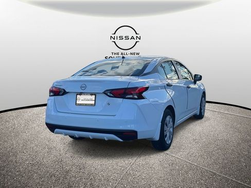 Used 2025 Nissan Versa S w/ Trunk Package image 5