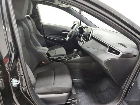 Used 2021 Toyota Corolla SE w/ SE Premium Package FWD image 16