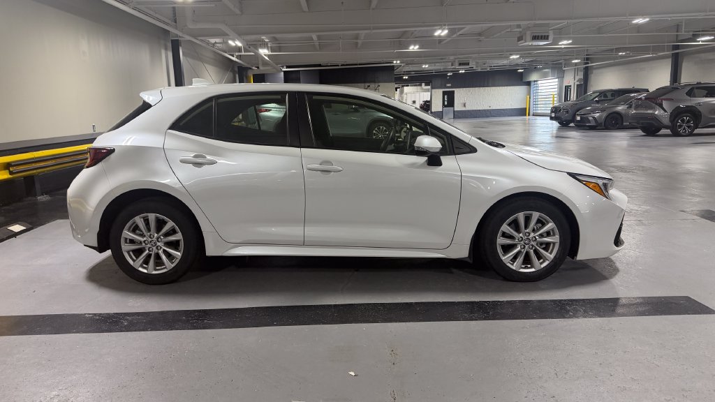 Used 2023 Toyota Corolla SE FWD image 4