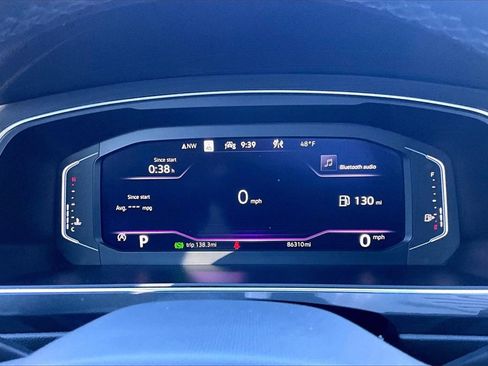 Used 2022 Volkswagen Tiguan SEL R-Line image 9