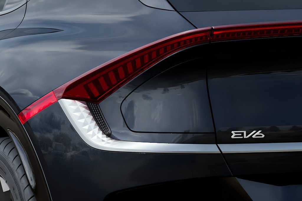 New 2026 Kia EV6 Wind AWD/4WD image 13