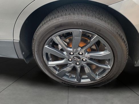 Certified 2023 Chevrolet Equinox RS AWD/4WD image 23