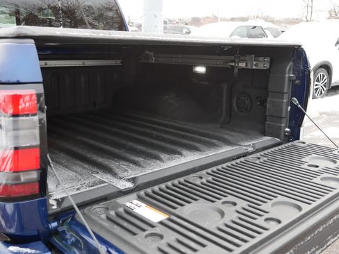 Certified 2023 Nissan Frontier PRO-4X w/ Pro Convenience Package image 18