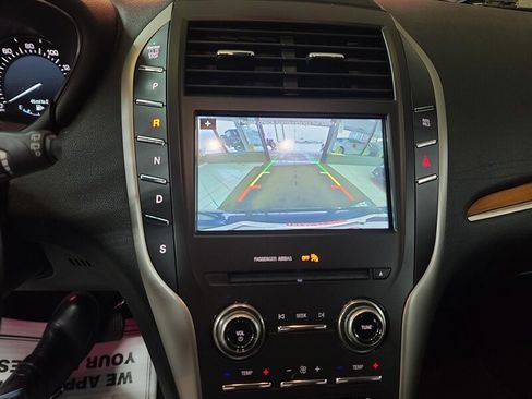 Used 2017 Lincoln MKC Select w/ Select Plus Package image 28