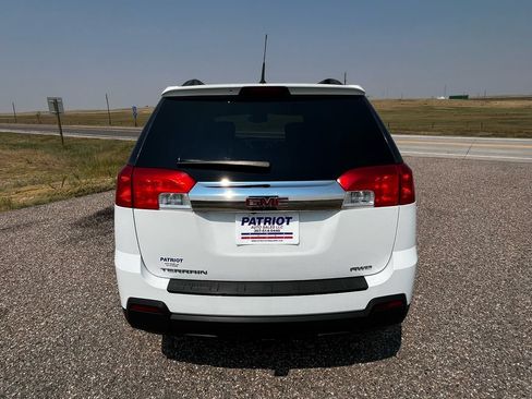 Used 2012 GMC Terrain SLE AWD/4WD image 4